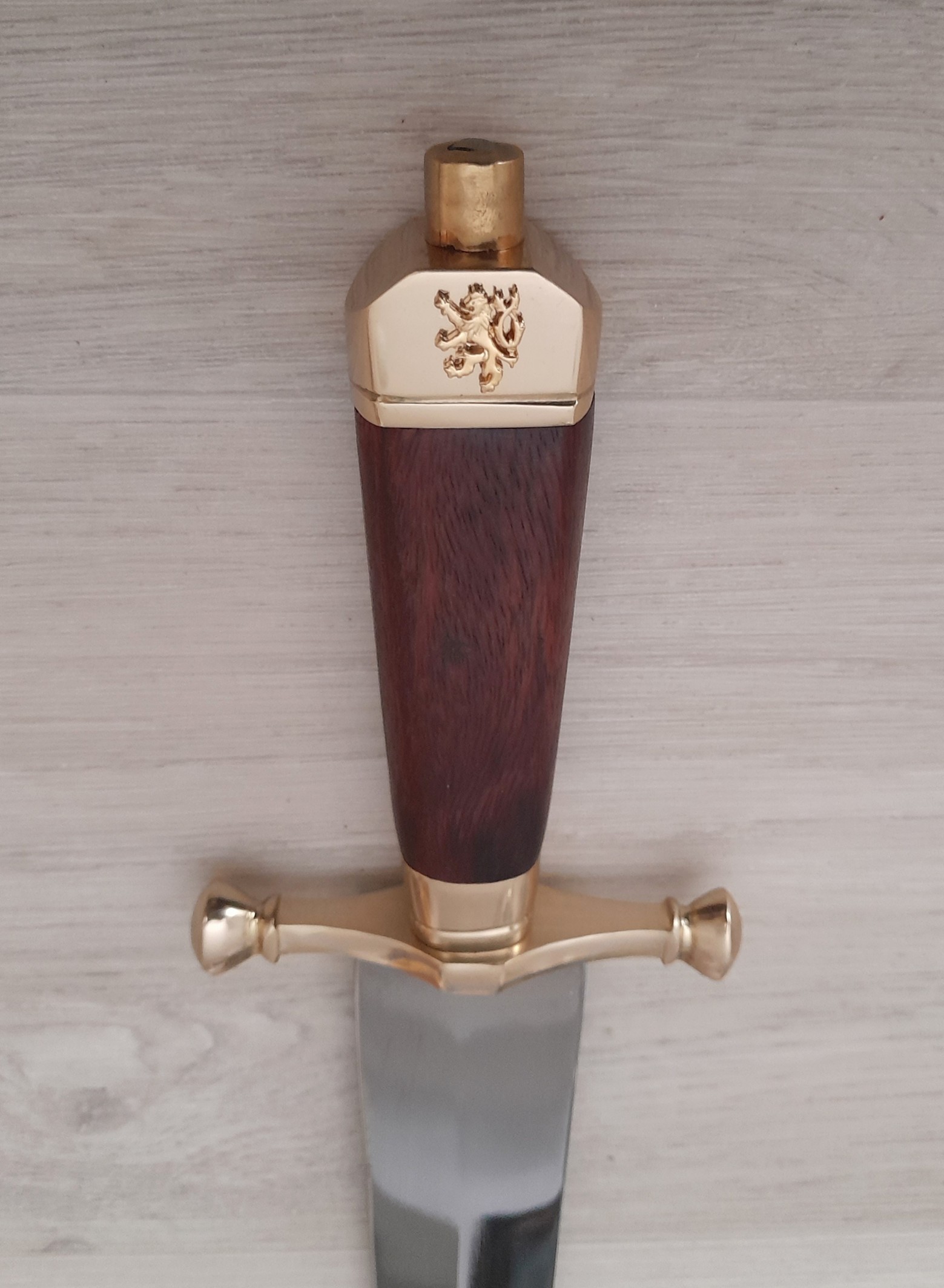 Darovací bodák EULP..